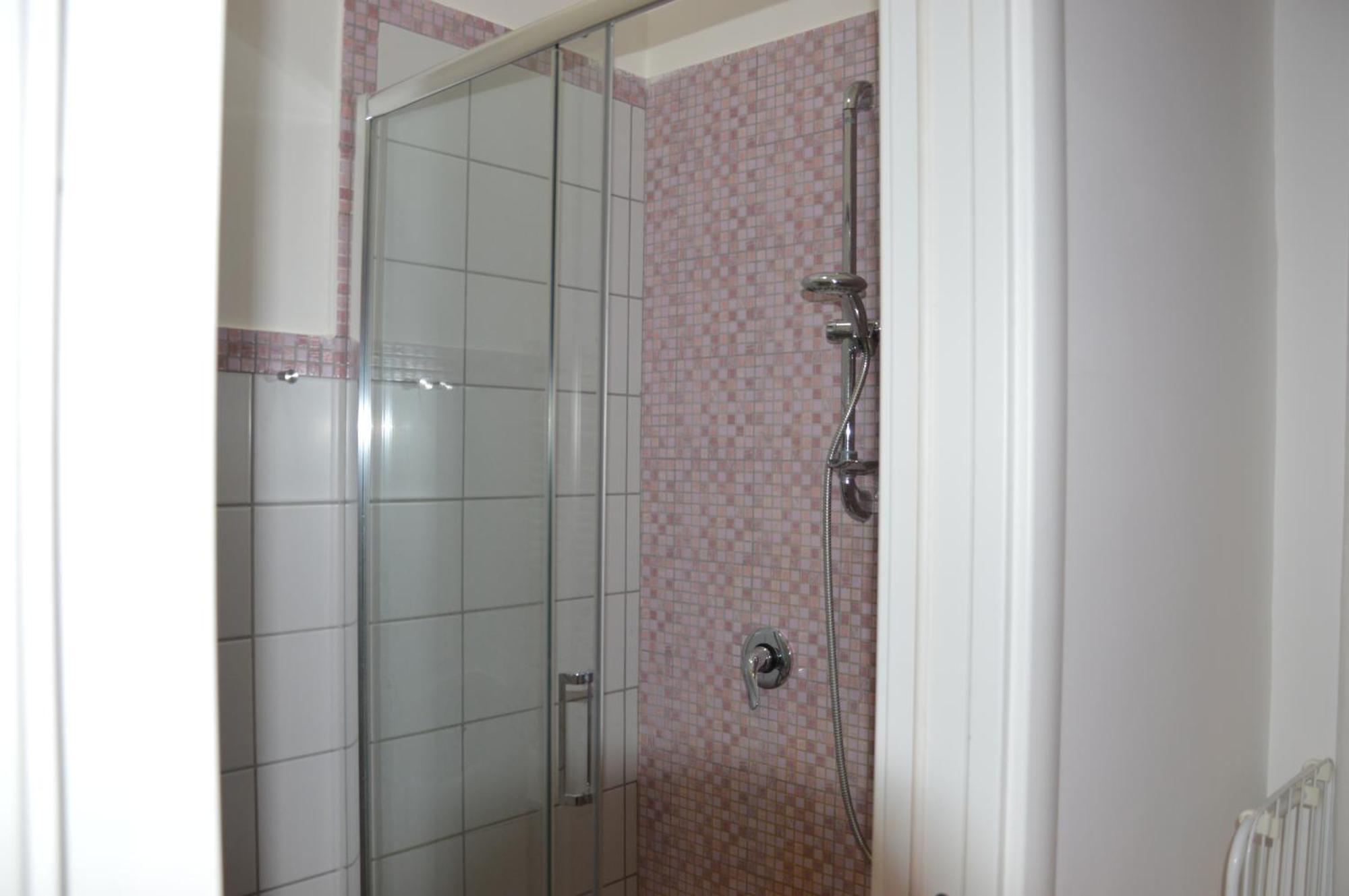 B&B Acquamarina Salernes Extérieur photo