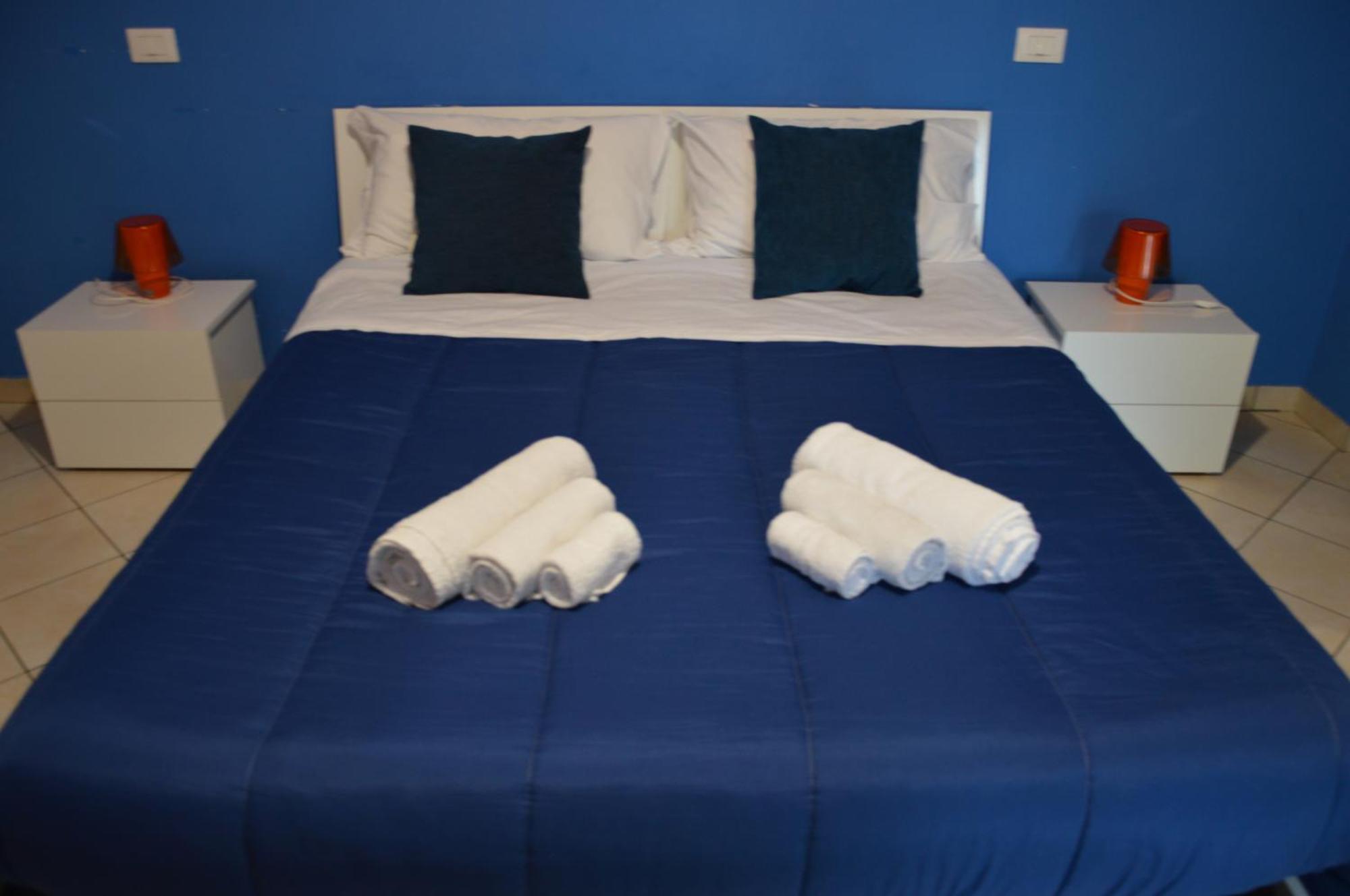 B&B Acquamarina Salernes Chambre photo