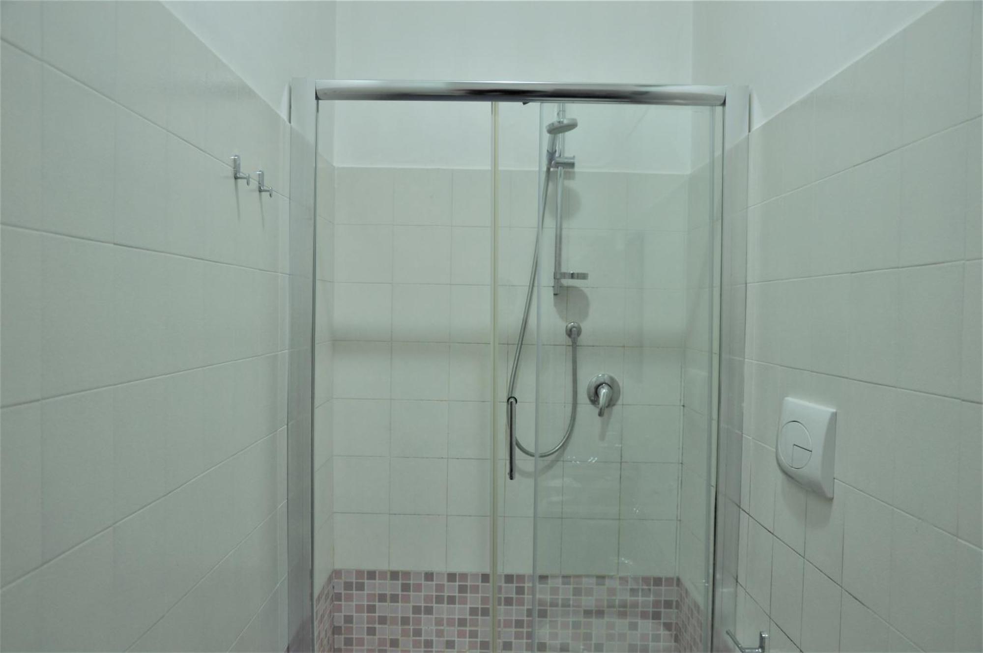 B&B Acquamarina Salernes Chambre photo